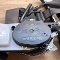 A1668680200 A1666903400 34077867 Front seatbelt Mercedes-Benz GL X166