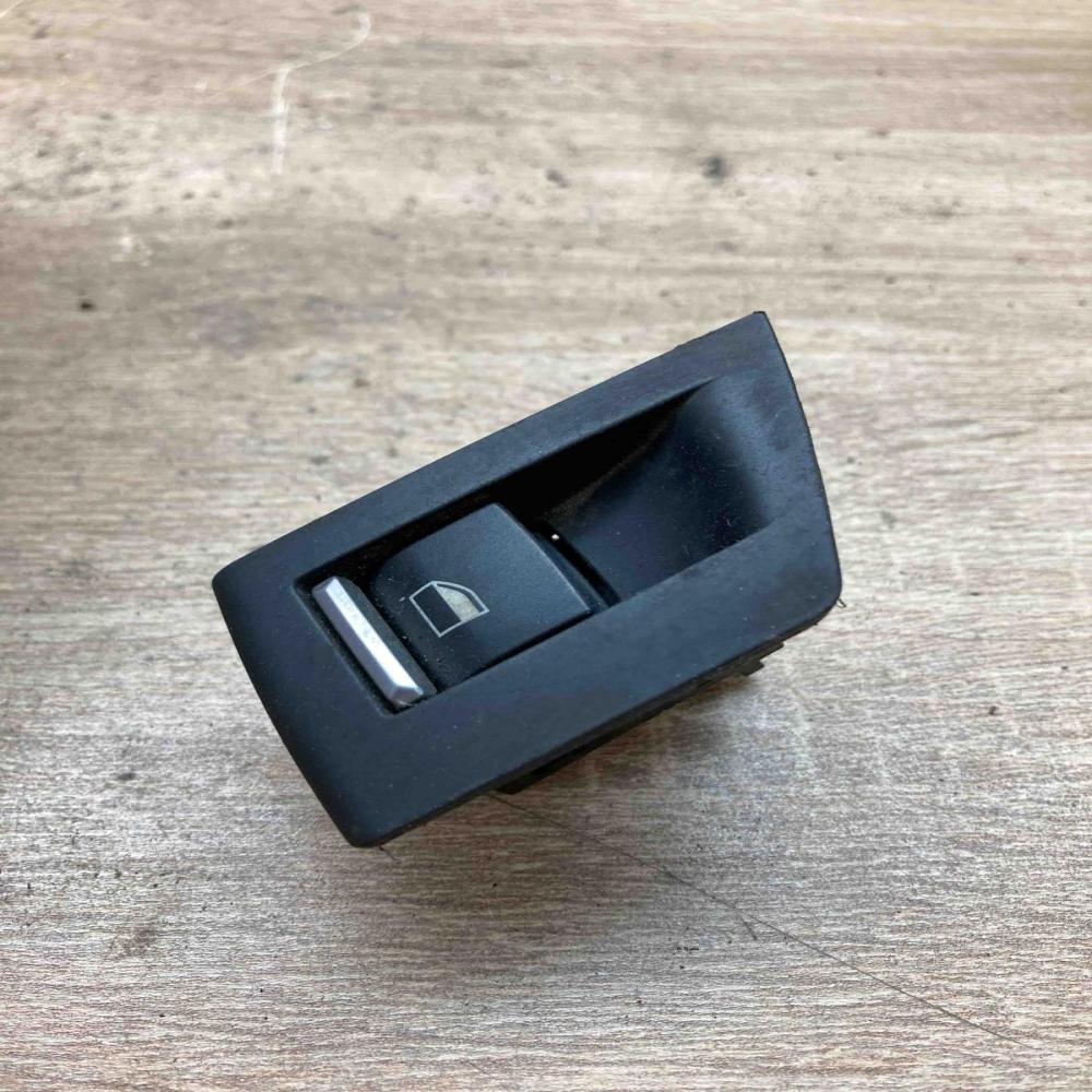 9163527 10W38E 03  Electric window control switch BMW 5 F10 F11