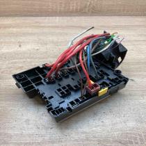 9628024480   Fuse module Peugeot 206