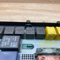 90583459 90191753  Fuse module Opel Vectra B