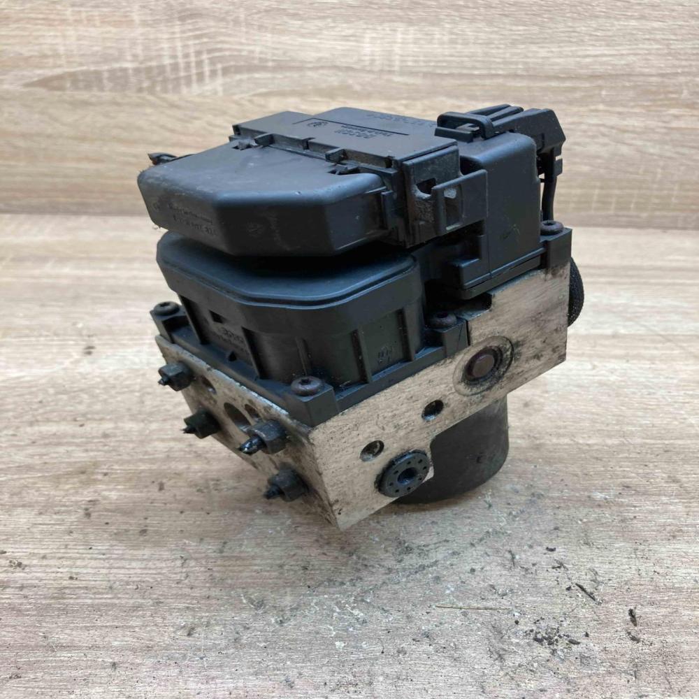 0273004440 9636084480 181563 ABS Pump Citroen Xsara