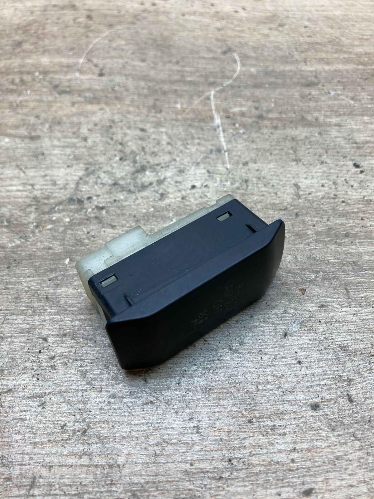 6977788 32070510  Passenger airbag on/off switch BMW 5 E60 E61