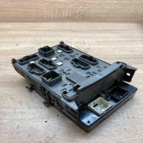 8200292640 8200413960  Fuse module Renault Laguna II