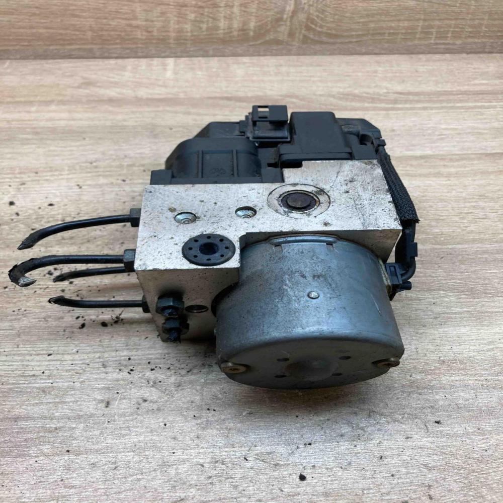 0273004440 0265216722 87105 ABS Pump Opel Vectra B