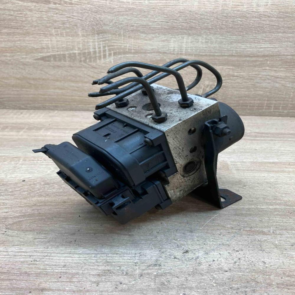 0273004225 0265216464 771271 ABS Pump Mitsubishi Carisma