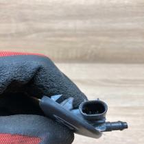 8T0955987B 101019A  Windshield washer spray nozzle Volkswagen Golf VI