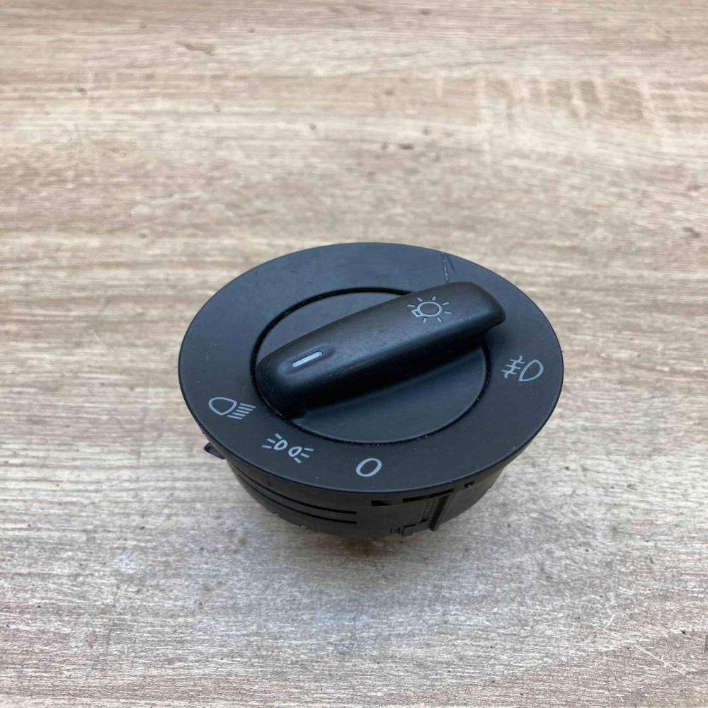 1K0941431B 74850 034  Light switch Volkswagen Golf VI