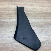 8218925   Tail light part BMW 5 E39