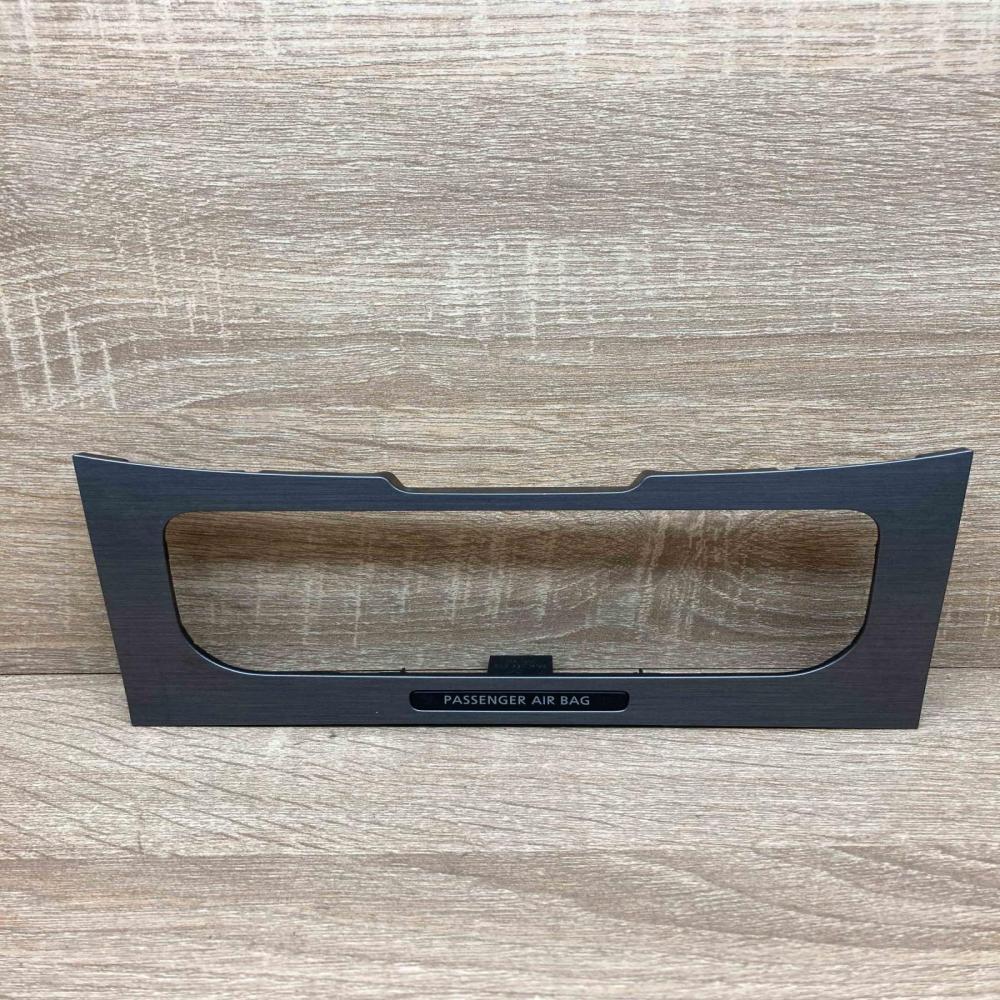 3AA863100B 32154 000  Climate control/heater control trim Volkswagen PASSAT B7