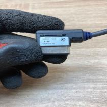 000051446C 3710 ESS USB socket connector Volkswagen PASSAT B7