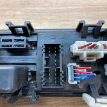 4F214464 MB183865  Fuse module Mitsubishi Lancer