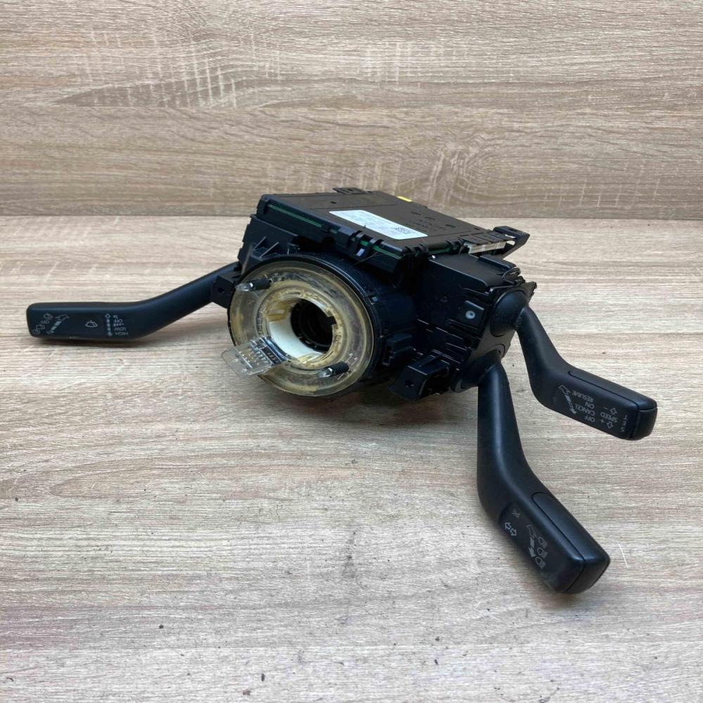 3C0953549AE 68493  Wiper turn signal indicator stalk/switch Volkswagen PASSAT B6