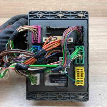 518174404 V23081 C1059 A303 133133 Fuse module Rover 75