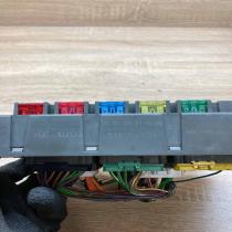 518174404 V23081 C1059 A303 133133 Fuse module Rover 75