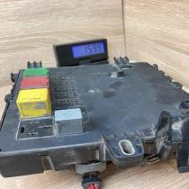 13170890 460023260 108811 Fuse module Opel Vectra C