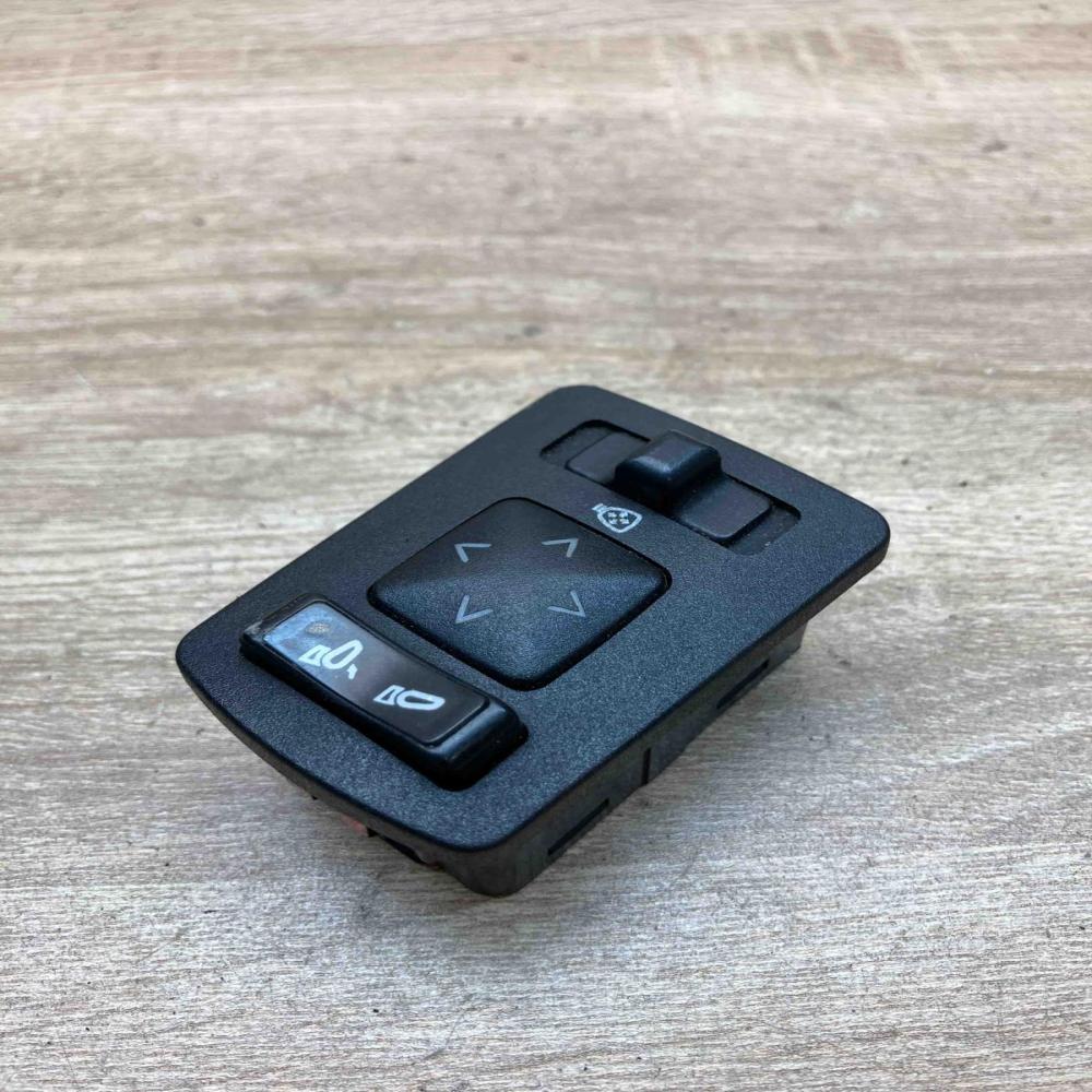 C063   Wing mirror switch Alfa Romeo 147