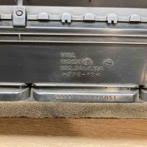 4D0820951 5399388200  Dash center air vent grill Audi A8 S8 D2 4D