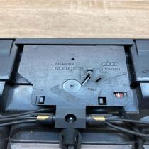 4D0820951 5399388200  Dash center air vent grill Audi A8 S8 D2 4D