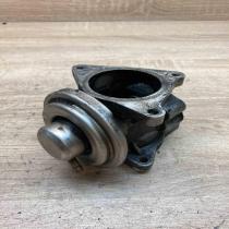 038129637D  Used EGR valve Volkswagen Touran I