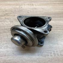 038129637D  Used EGR valve Volkswagen Touran I