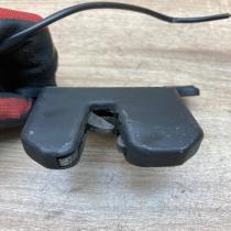 827505   Tailgate/trunk/boot lock/catch/latch Volkswagen PASSAT B5