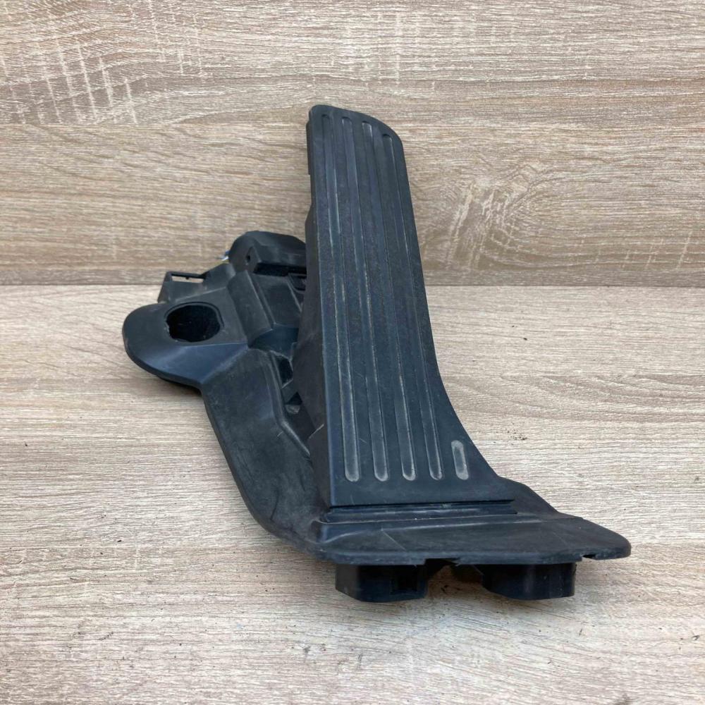 1K2723503M 6PV008745 743905 Accelerator throttle pedal Audi A3 S3 8P