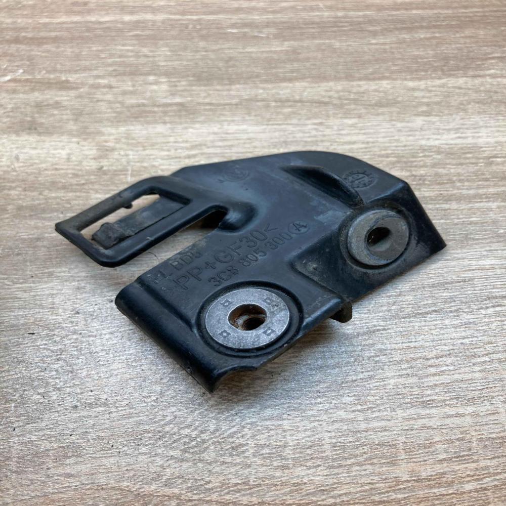 38C805300   Headlight/headlamp mounting bracket Volkswagen PASSAT B6