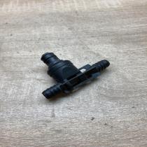 06B133753D C299076  Valve vacuum Volkswagen PASSAT B6