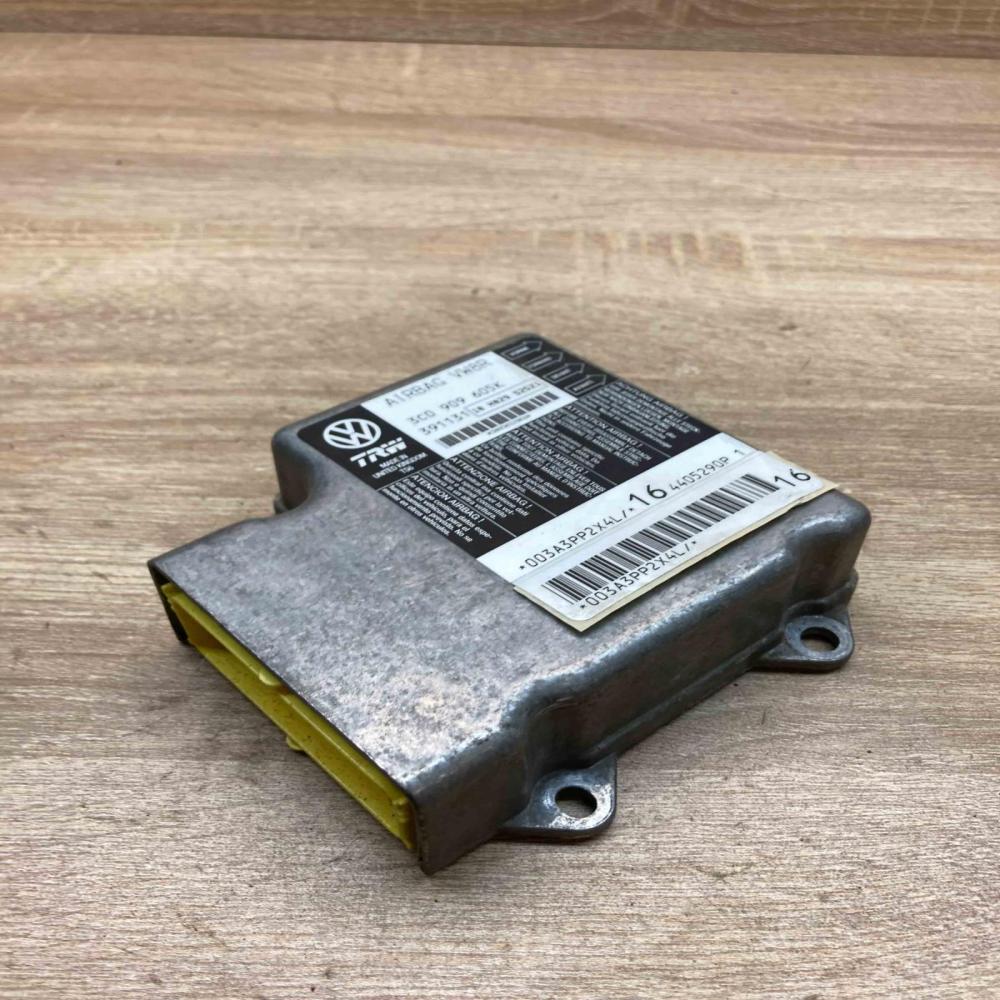 3C0909605K 391131  Airbag control unit/module Volkswagen PASSAT B6