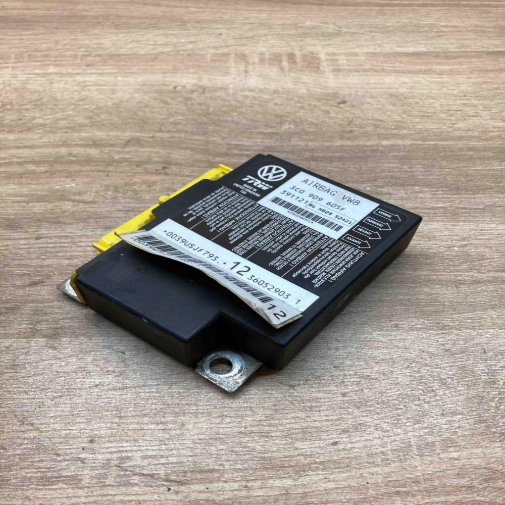 3C0909605F 391121  Airbag control unit/module Volkswagen PASSAT B6