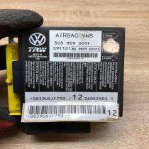 3C0909605F 391121  Airbag control unit/module Volkswagen PASSAT B6
