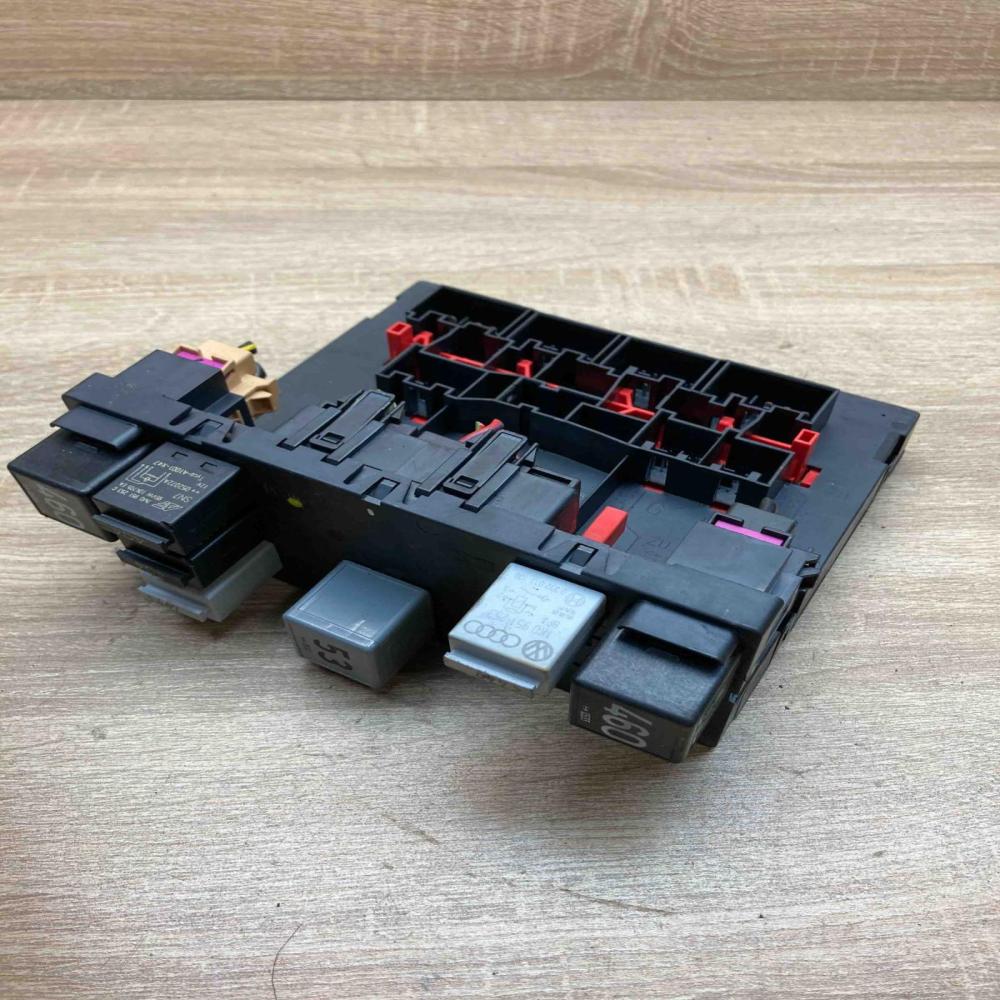 3C0937049J S1301  Comfort/convenience module Volkswagen PASSAT B6