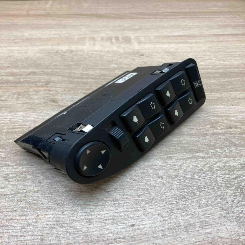 6904306   Electric window control switch BMW 5 E39