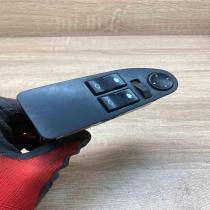 8368967   Electric window control switch BMW 5 E39