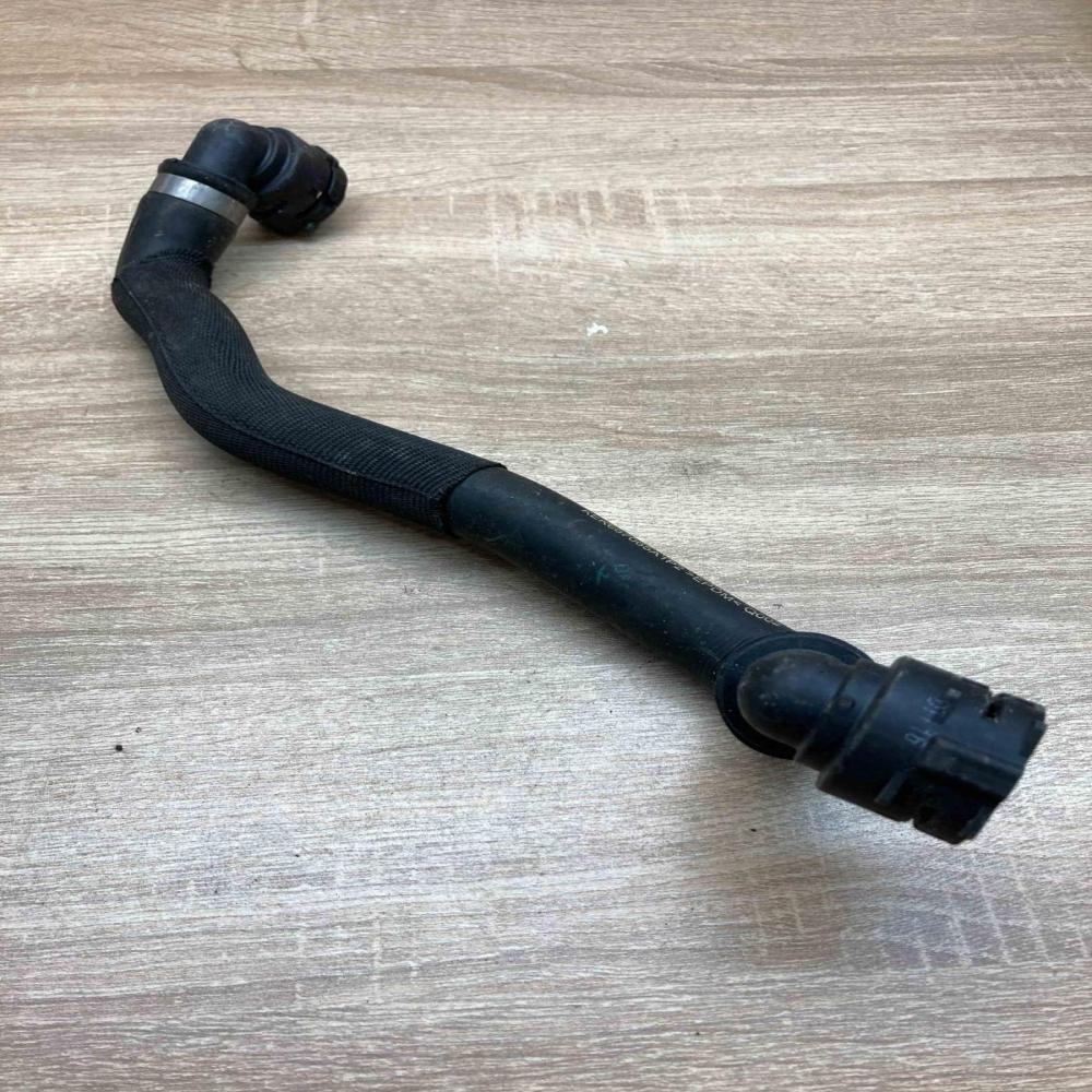 A2135017400 ZGs003  Engine coolant pipe/hose Mercedes-Benz GLC X253 C253