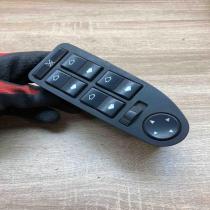 8368966   Electric window control switch BMW 5 E39