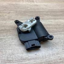 0132801363 CZ116880 2872  Air flap motor/actuator Volkswagen PASSAT B6