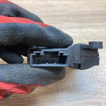 0132801363 CZ116880 2872  Air flap motor/actuator Volkswagen PASSAT B6