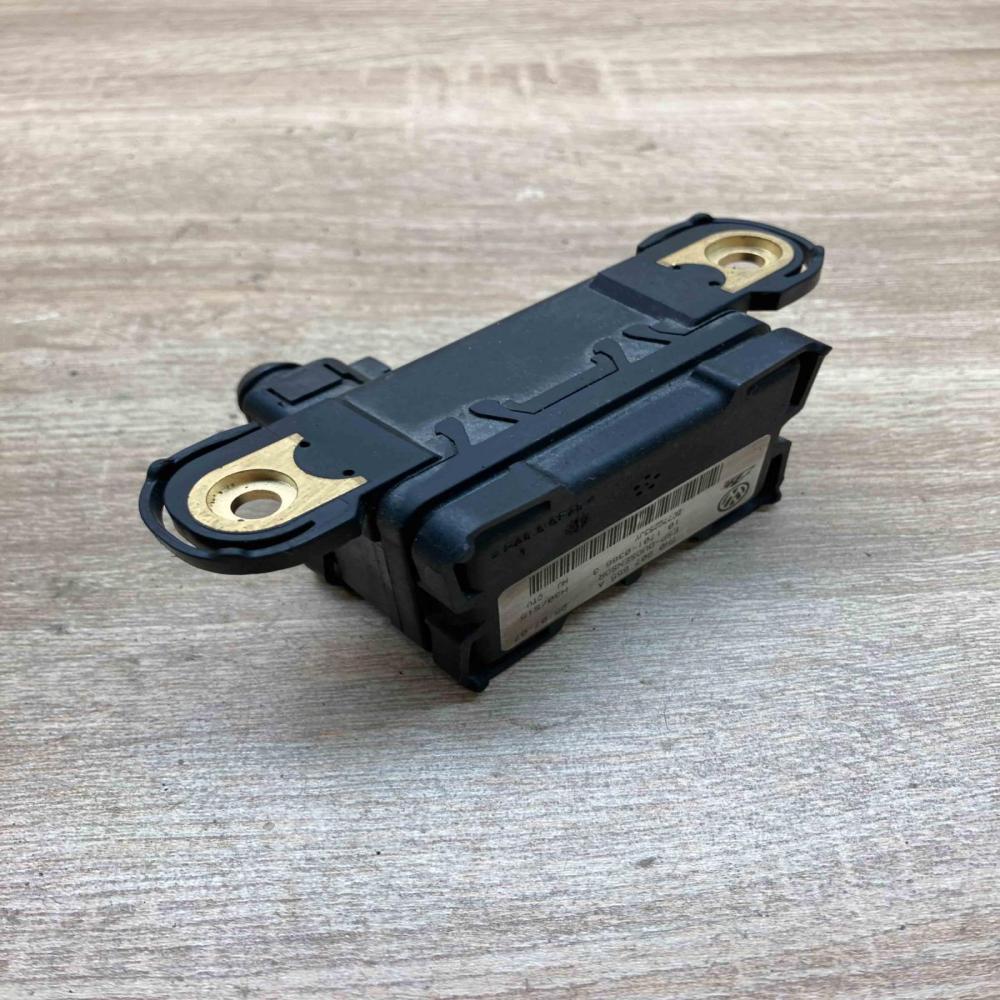 7H0907655A 101701 03663  ESP acceleration yaw rate sensor Volkswagen Golf V