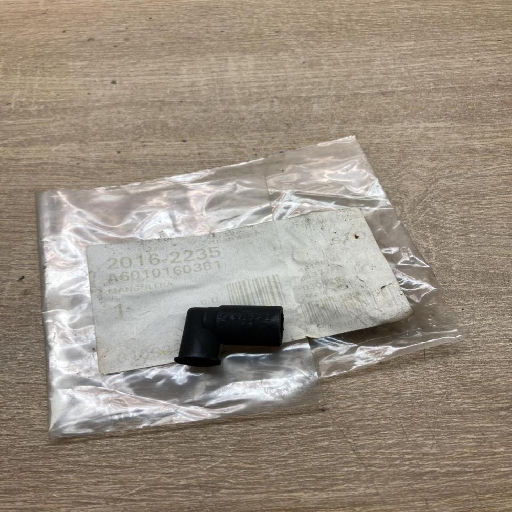 A6010160381 6010160381  Breather/breather pipe/hose Mercedes-Benz Sprinter W901