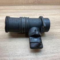 0280217121  566 Mass air flow meter Audi A3 S3 8L