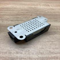 5M0035570B   Aerial antenna amplifier Volkswagen Golf VI