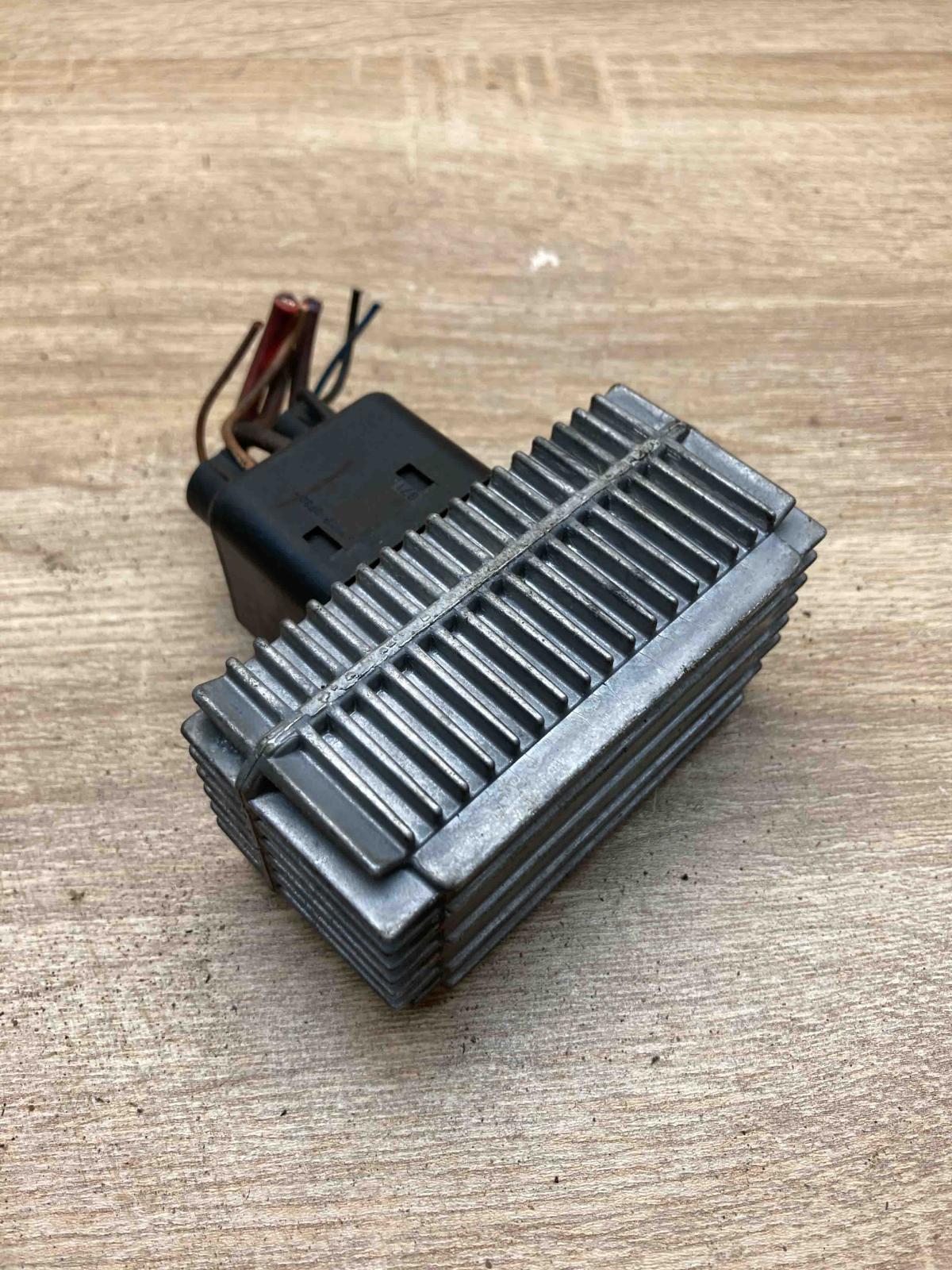 09132691 51299008  Glow plug pre-heat relay Opel Astra G
