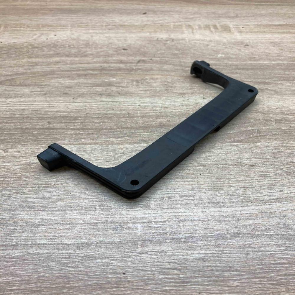 115973   Other interior part Alfa Romeo 147