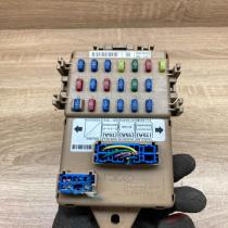 LB100603B 509285  Fuse box set Subaru Forester SG