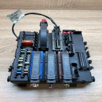 460023260 519031108  Fuse module Opel Signum