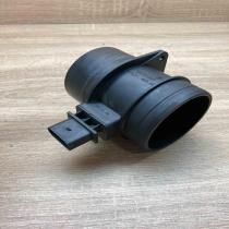 03G906461C 0281002735  Mass air flow meter Volkswagen Tiguan