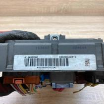 8200004201E 18038557 PBAJ Fuse module Renault Espace -  Grand espace IV