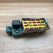 P04794669AD 4793408 669AD Fuse module Chrysler PT Cruiser