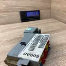 P04794669AD 4793408 669AD Fuse module Chrysler PT Cruiser
